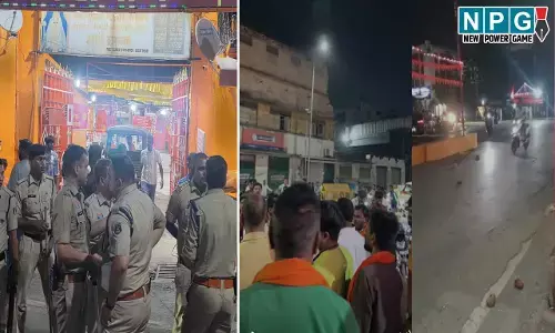 Raipur News: रायपुर में दो समुदायों के बीच बवाल, पथराव और तलवारें लहराई... मौदहापारा छावनी में तब्दील, 3 थानों की फोर्स तैनात