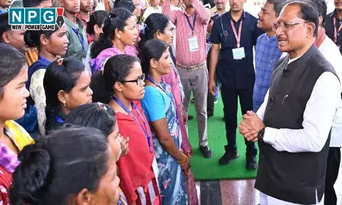 140 सरेंडर नक्सलियों ने मुख्यमंत्री से की मुलाकात, आत्मसमर्पित माओवादियों ने मुख्यधारा में लौटने की खुशी साझा की