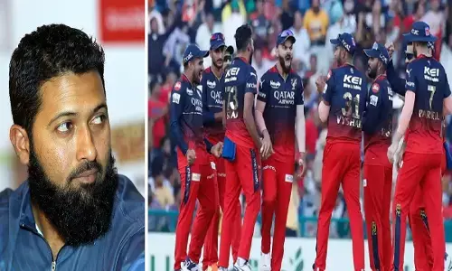 Wasim Jaffer Picks RCB Best Playing 11 : वसीम जाफर ने चुनी RCB की खतरनाक संभावित प्लेइंग 11, इस धांसू बल्लेबाज को किया बाहर