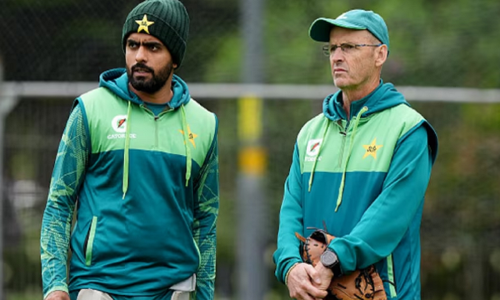 Gary Kirsten : PCB पर भड़के पूर्व हेड कोच गैरी कर्स्टन, छह महीने में ही क्यों छोड़ा था पद, किया बड़ा खुलासा