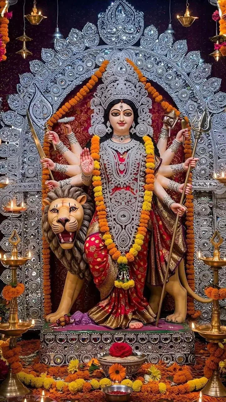 Navratri Akhand Jyoti Niyam: नवरात्रि में अखंड ज्योति गलती से बुझ जाए तो क्या करें