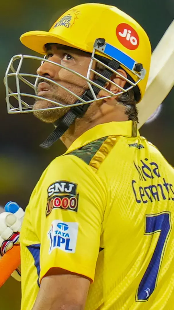 CSK को बड़ा झटका: IPL 2026 शुरू होने से पहले ही MS Dhoni का द एंड! सामने आई बड़ी वजह