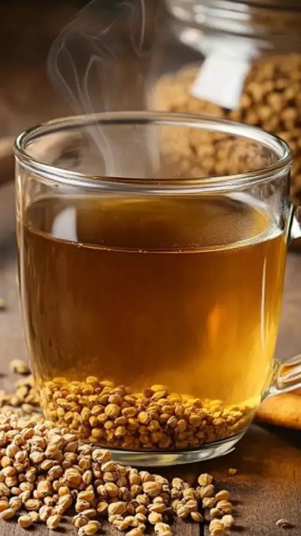 गर्मियों में मेथी के पानी पीने से क्या है फायदेमंद? जानिए