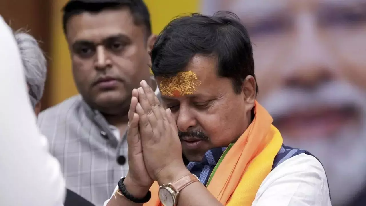 नितिन नवीन अभी नहीं देंगे इस्तीफा, प्रेम कुमार को बुलाया गया दिल्ली, क्या है पूरा माजरा? नितिन नवीन अभी नहीं देंगे इस्तीफा, प्रेम कुमार को बुलाया गया दिल्ली, क्या है पूरा माजरा?