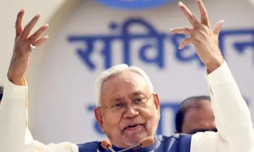 नीतीश कुमार ने एमएलसी पद से दिया इस्तीफा, मंत्री अशोक चौधरी रो पड़े, नितिन नवीन ने भी किया रिजाइन