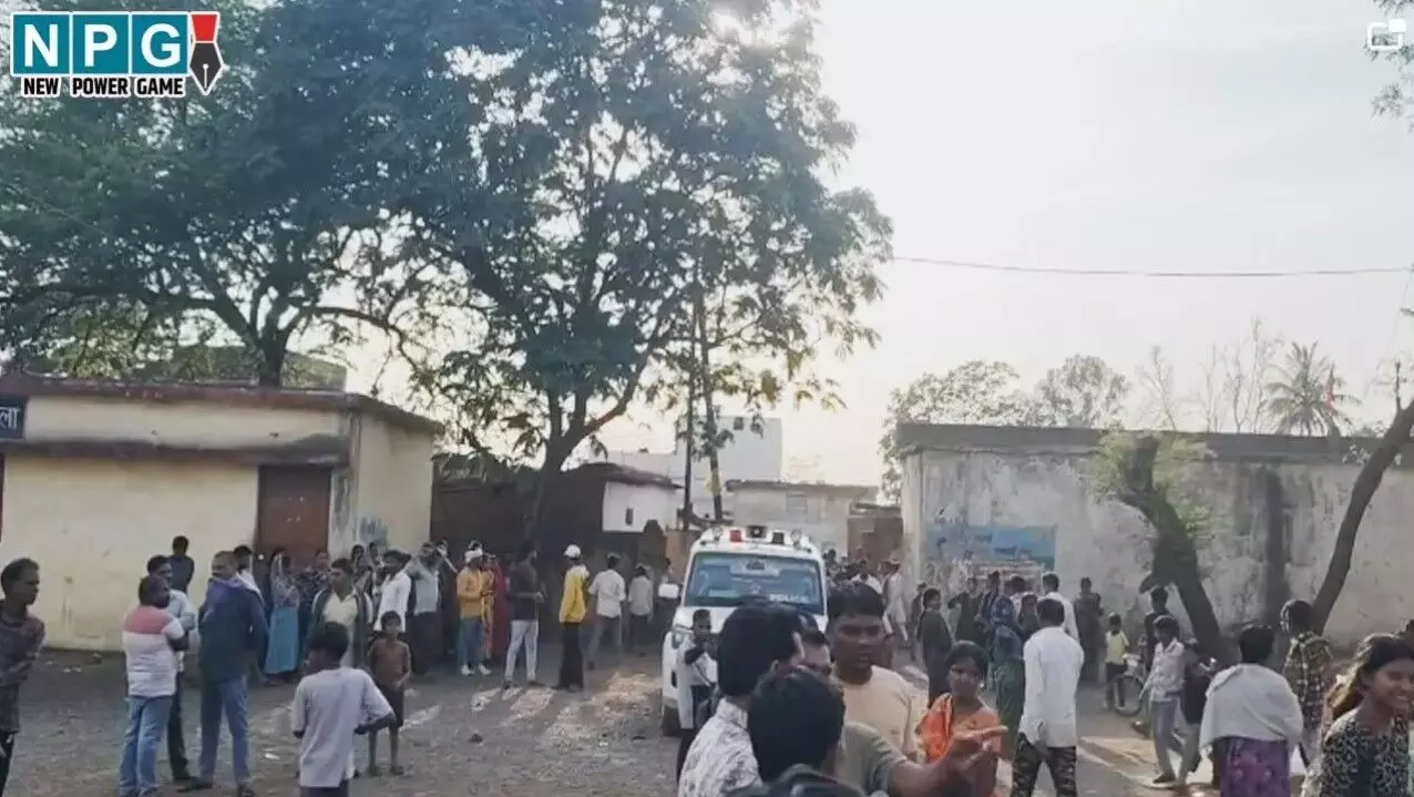 Raipur News: रायपुर में स्कूल के पास महिला की... ... CG Top News Today: रायपुर से बस्तर तक छत्तीसगढ़ की हर बड़ी खबर, एक क्लिक में पढ़ें | NPG News Raipur News: रायपुर में स्कूल के पास महिला की... ... CG Top News Today: रायपुर से बस्तर तक छत्तीसगढ़ की हर बड़ी खबर, एक क्लिक में पढ़ें | NPG News