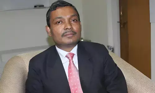 IAS Chanchal Kumar Biography: महज 22 की उम्र में बने अफसर, IIT से पढ़ाई... जानें I&B मिनिस्ट्री के नए सचिव IAS चंचल कुमार की पूरी कहानी