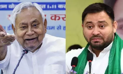 बिहार में शराब पीने से अब तक 1300 से अधिक लोगों की मौत, तेजस्वी यादव ने आंकड़े जारी कर शराबबंदी पर उठाए सवाल, मोतिहारी में मौतों के बाद सुलगी सियासत