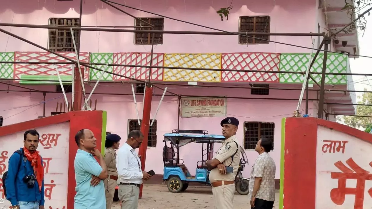 मैरिज हॉल में सेक्स रेकैट...140 लड़के-लड़कियां पकड़े गए, सासाराम में एक घंटा छापेमारी