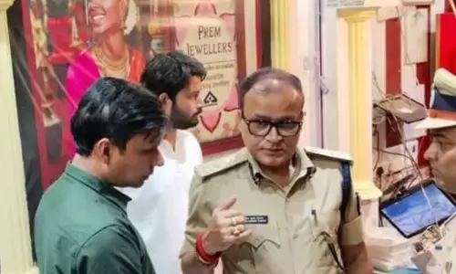 बेखौफ अपराधी : दरभंगा में 4 अपराधियों ने 20 मिनट में 2 करोड़ के जेवर और लाखों रुपए लूटे