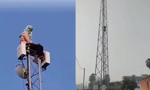 ब्वॉयफ्रेंड शादी से मुकरा तो प्रेमिका चढ़ गई मोबाइल टावर पर, घंटों चला हाई वोल्टेज ड्रामा