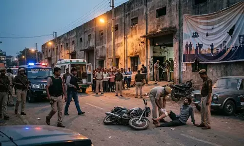 बिहार में एनकाउंटर...पुलिस और अपराधियों के बीच चलीं गोलियां, एक बदमाश घायल, 2 करोड़ के सोना लूटकांड में कार्रवाई