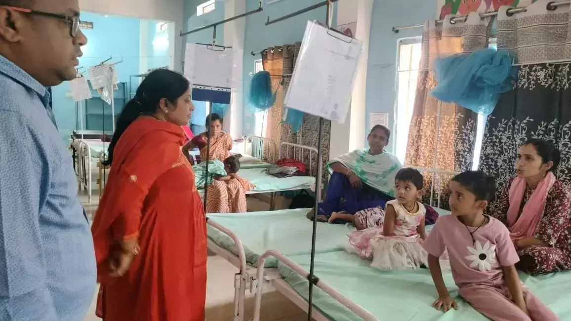 नीति आयोग की जॉइन्ट डायरेक्टर डॉ. भावना दीक्षित... ... CG Top News Today: बस्तर के अपडेट्स से लेकर रायपुर की सियासत तक, दिनभर की भागदौड़ में छूट गई कोई खबर? यहां पढ़ें छत्तीसगढ़ की आज की हर बड़ी खबर