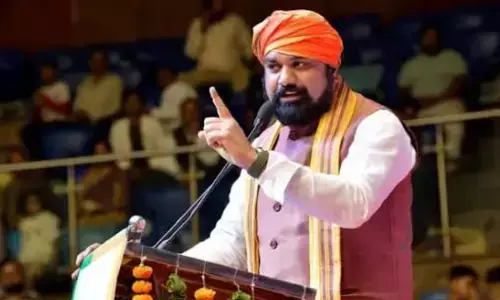 अगला सीएम कौन? बिहार में नए मुख्यमंत्री के लिए भाजपा ने सम्राट चौधरी समेत इन नेताओं को बुलाया दिल्ली अगला सीएम कौन? बिहार में नए मुख्यमंत्री के लिए भाजपा ने सम्राट चौधरी समेत इन नेताओं को बुलाया दिल्ली