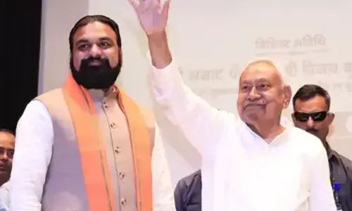 नीतीश कुमार दिल्ली रवाना, कल राज्यसभा सदस्य की लेंगे शपथ, खरमास बाद देंगे CM पद से इस्तीफा, नई सरकार का फॉर्मूला भी जानिए!