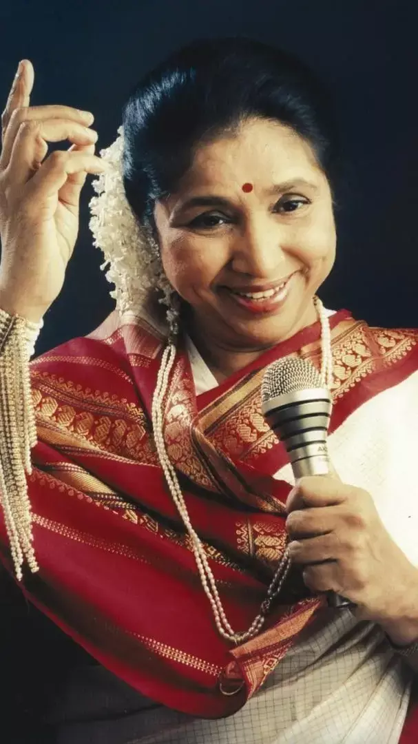 सिंगर Asha Bhosle का कैसे हुआ निधन, क्या रही वजह, जानिए