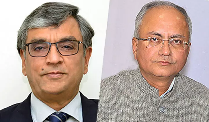 चीफ सिकरेट्री को हटाया गया : मुख्य सचिव को पद से हटाते ही कांग्रेस ने किया हंगामा…. 1987 बैच के IAS को दी गयी चीफ सिकरेट्री की जिम्मेदारी…. हटाने और नयी नियुक्ति को लेकर इस राज्य में मचा सियासी बवाल चीफ सिकरेट्री को हटाया गया : मुख्य सचिव को पद से हटाते ही कांग्रेस ने किया हंगामा…. 1987 बैच के IAS को दी गयी चीफ सिकरेट्री की जिम्मेदारी…. हटाने और नयी नियुक्ति को लेकर इस राज्य में मचा सियासी बवाल