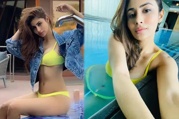 मौनी रॉय ने जलेबी बेबी पर किया डांस,वीडियो देखें फैंस के उड़ाए होश सोशल मिडिया पर हुई वायरल….. मौनी रॉय ने जलेबी बेबी पर किया डांस,वीडियो देखें फैंस के उड़ाए होश सोशल मिडिया पर हुई वायरल…..