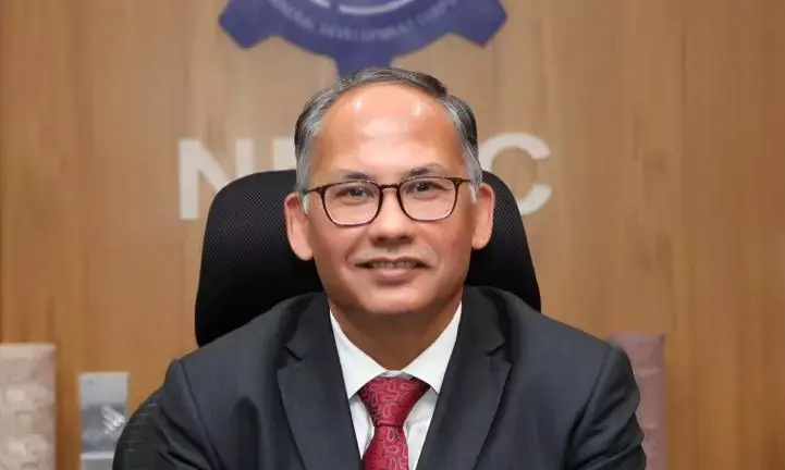 CMD सुमित देब की अगुवाई में NMDC का नया कीर्तिमान……अप्रैल माह के उत्पादन में 74% और बिक्री में 125% बढोत्तरी का बना रिकॉर्ड