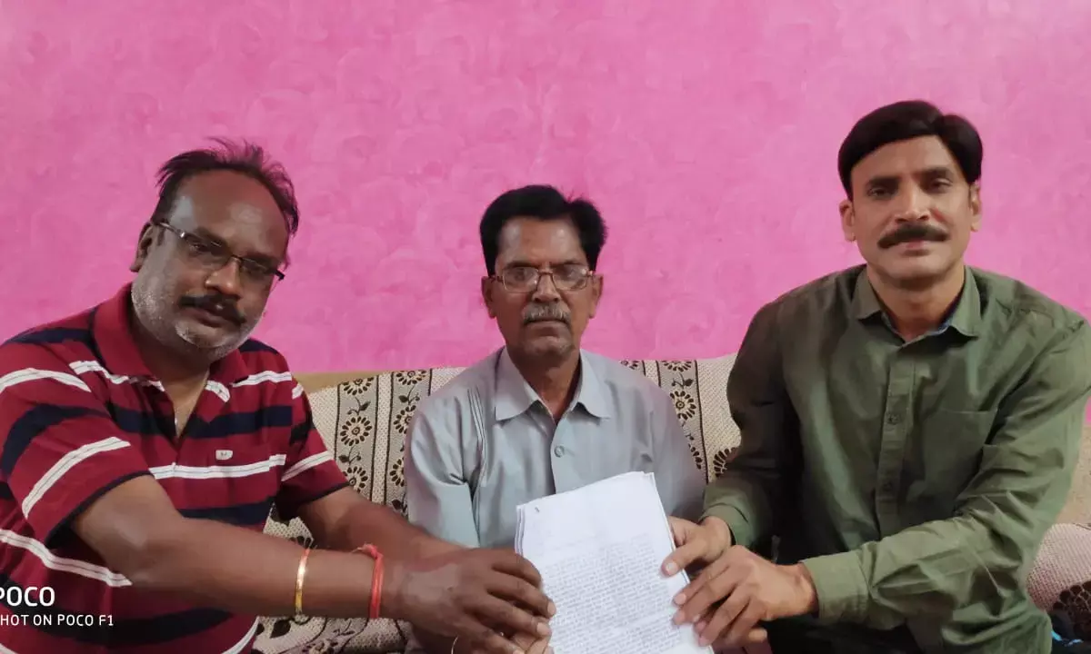 पेंशन बहाली के प्रदर्शन को मिला रहा है व्यापक समर्थन… .अब कृषि उपज मंडी के अधिकारियों-कर्मचारियों ने किया 13 मार्च के प्रदर्शन का समर्धन…. प्रदेशव्यापी प्रदर्शन 13 मार्च को रायपुर में