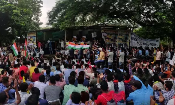 CG ब्रेकिंग : संविदाकर्मियों को मिला बड़ा तोहफा….मानदेय में 5 हजार की हुई बढ़ोत्तरी, नियमितिकरण में भी मिलेगी प्राथमिकता, बोनस अंक मिलेगा… हड़ताल खत्म करने का ऐलान