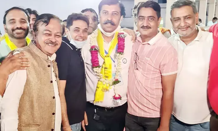 अमर परवानी बने चैंबर ऑफ कॉमर्स के अध्यक्ष….योगेश अग्रवाल के व्यापारी एकता पैनल का सुपड़ा साफ…..राजधानी में सभी पद जय व्यापार पैनल के नाम