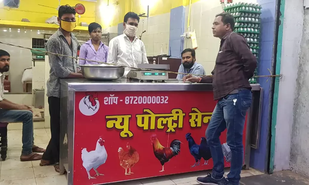 बर्ड फ्लू से पोल्ट्री फार्म संचालक की हालत ख़राब: 160 रुपए प्रति किलो से घटकर हुआ अब इतना सस्ता….अंडे के दामों में भी आई गिरावट