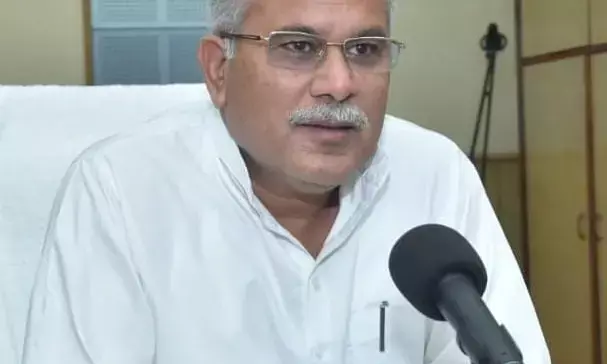 शिक्षक व शिक्षाकर्मियों पर बोले CM भूपेश……..हमने अपना वादा निभाया, 26 हजार शिक्षाकर्मियों का किया संविलियन….10 हजार से अधिक पदों पर शिक्षकों तथा सहायक शिक्षकों के चयन की प्रक्रिया पूरी