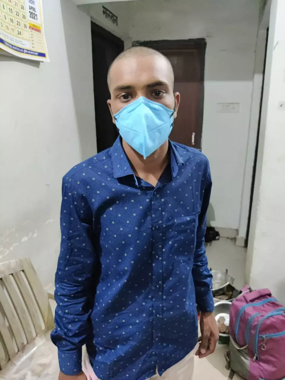 रेमडेसिविर इंजेक्शन बेचते MMI का कर्मचारी गिरफ्तार, 18-18 हजार में संक्रमित मरीज के परिजनों को देता था इंजेक्शन…दो रेमडेसिविर सहित नगदी जब्त