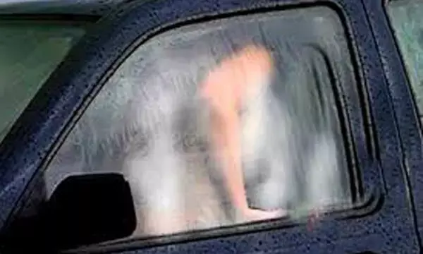 क्या SUV में बलात्कार करने लायक होती है जगह?……..रेप केस में पुलिस का RTO से अजीब सवाल…. जवाब देने में छूट गये पसीने