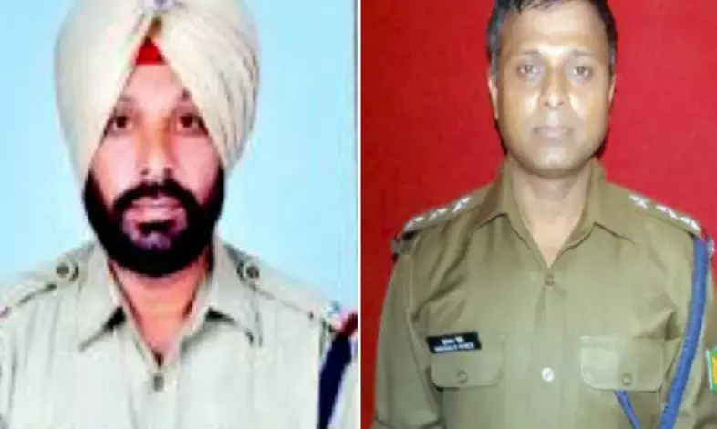 CG बिग ब्रेकिंग : 2 जवान शहीद – सर्चिंग टीम पर नक्सलियों का बड़ा हमला…. सहायक कमांडेंट और ASI सहित 2 शहीद…. हथियार और बुलेटप्रुफ जैकेट भी लूटे