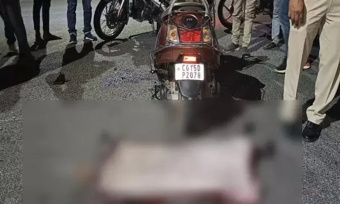 दर्दनाक हादसा : एक ही परिवार के 4 लोगों की मौत …. पति-पत्नी व दो मासूम बच्चों की हादसे में गयी जान…. टक्कर के बाद काफी दूर जा गिरे चारों