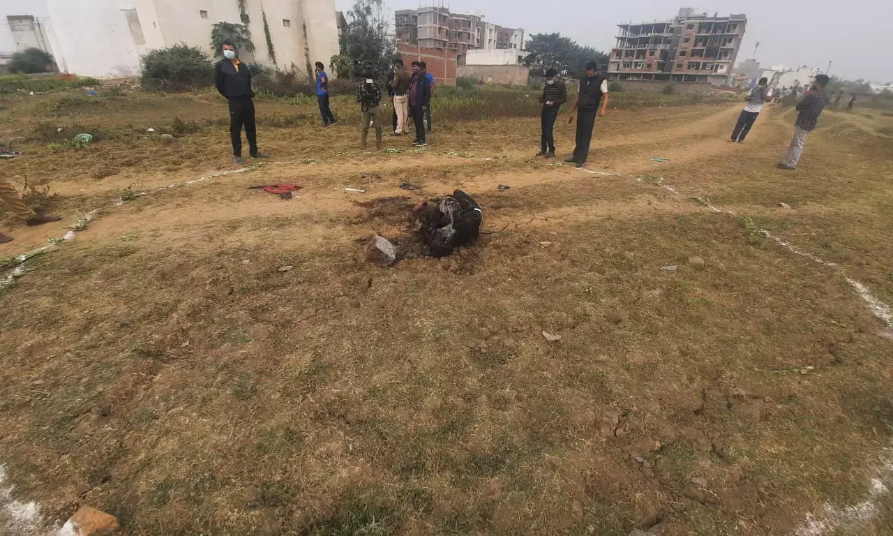 राजधानी में मर्डर: हत्या के बाद युवक को जलाया, रिहायशी इलाके में हत्या से मचा हड़कंप…पुलिस जांच में जुटी