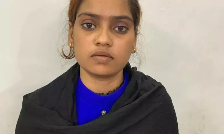 राजधानी की सबसे कम उम्र की महिला हिस्ट्रीशीटर.. ज़रा सी बात पर ब्लेड चलाने को है कुख्यात.. एक बार फिर जेल दाखिल..