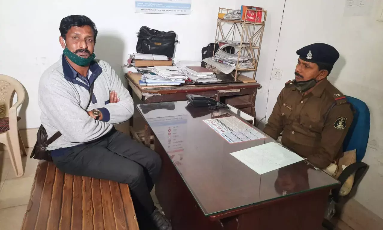 कर्मचारी ने अपने अधिकारी कर दी धुनाई……मामूली विवाद के बाद जमकर हुई मारपीट……अफसर की शिकायत पर कर्मचारी पर FIR दर्ज, गिरफ्तार…..NPG से बोले चेयरमैन कुलदीप जुनेजा….