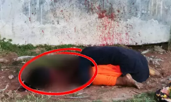 ब्रेकिंग : लड़की को सरेआम तालिबानी मौत …… चाचा ने ISIS के हत्यारों की तरह भतीजी को काट डाला…..घुटनों के बल बैठाकर काट डाला