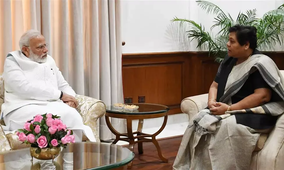 आदिवासी राष्ट्रपतिः छत्तीसगढ़ की राज्यपाल अनसुईया उइके हो सकती हैं भारत की पहली आदिवासी राष्ट्रपति, रामनाथ कोविंद अगले साल होंगे रिटायर, सात महीने बाद शुरू हो जाएगी राष्ट्रपति चुनाव की प्रक्रिया