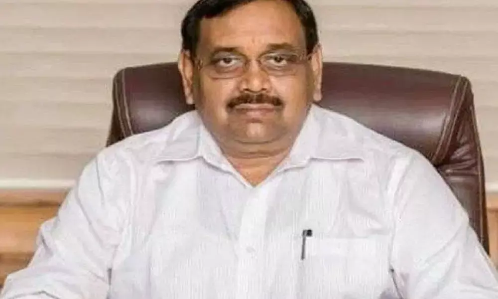 पूर्व IAS के ठिकानों से 1 अरब से ज्यादा की संपत्ति मिली….CBI ने पूर्व कलेक्टर के 9 ठिकानों पर मारी थी रेड….. लाखों रुपये नकद और करोड़ों के गहने और बेशुमार जमीन मिली….संपत्ति देख सीबीआई की भी आंखें चौधिया गयी