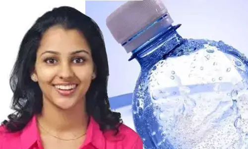 कलेक्टर को जहर । मीटिंग में कलेक्टर को पानी की बोतल में दिया गया जहर…..आफिशियल मीटिंग के दौरान हुई घटना….