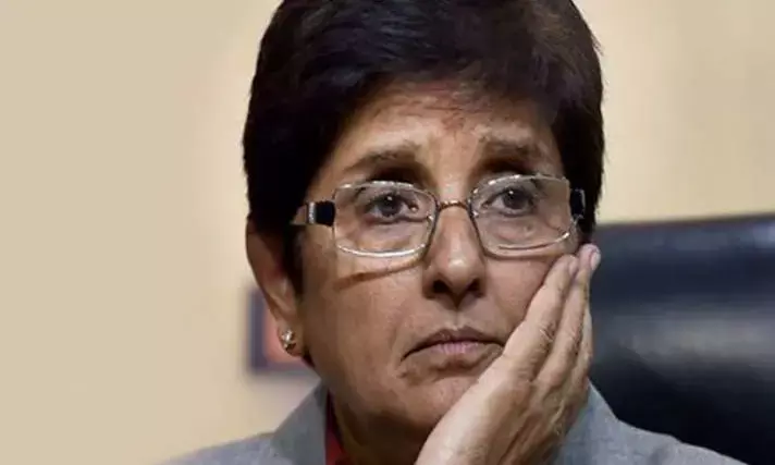 ब्रेकिंग : पूर्व IPS किरण बेदी की उप राज्यपाल पद से छुट्टी…. राष्ट्रपति ने जारी किया आदेश….हटाये जाने का अहसास भी नहीं था किरण बेदी को, आज ही ली थी बैठक… पढ़िये क्या है वजह