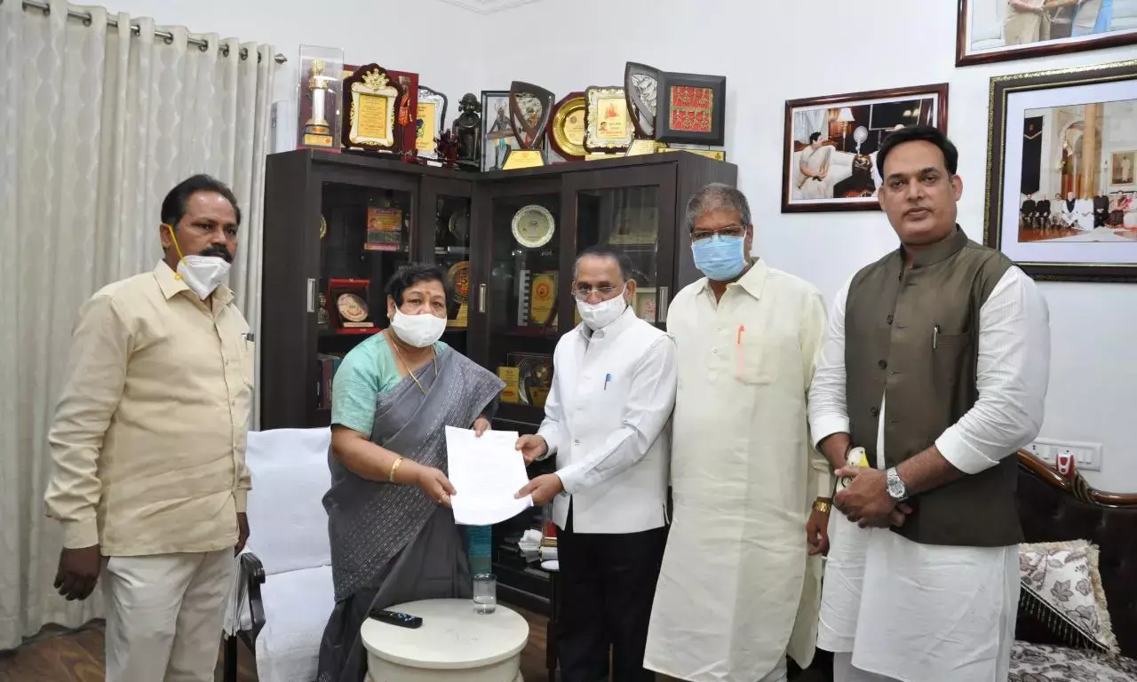 पिछड़ा वर्ग अध्यक्ष मसले पर राज्यपाल गंभीर, सिकरेट्री को लिखा पत्र, सियाराम बोले…अदालत जाऊँगा, सरकार कर रही कोर्ट की अवमानना