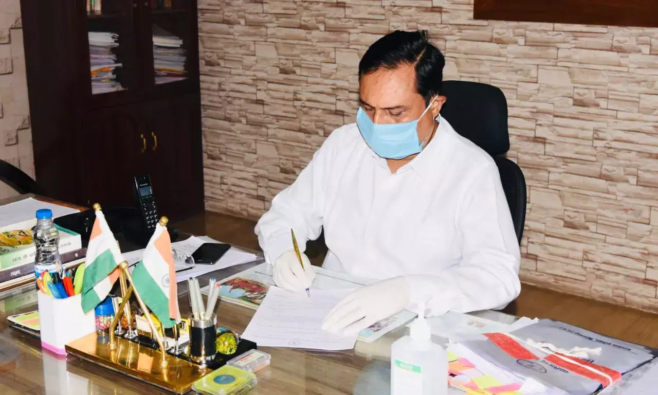 IAS डॉ. संजय अलंग हुए कोरोना संक्रमित…वैक्सीन के दो डोज लगने के बाद भी…अस्पताल में भर्ती..