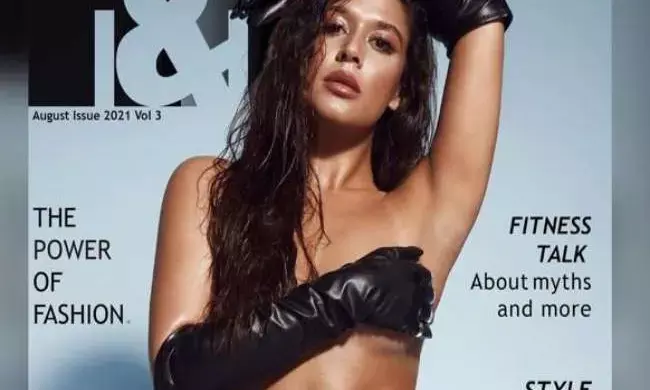 टाइगर की बहन कृष्णा का टॉपलेस फोटोशूट वायरल… तस्वीर देख उड़ जायेंगे आपके होश