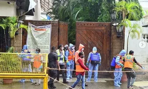 “अमिताभ बच्चन के बंगले और तीन स्टेशनों में बम रखा है”…..पुलिस को आया फोन कॉल तो मचा हड़कंप…. दारू पार्टी से आया था पुलिस को फोन….फिर..