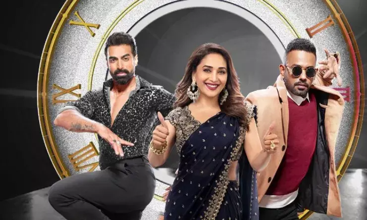 माधुरी दीक्षित के शो डांस दीवाने पर कोरोना अटैक, 18 क्रू मेंबर के पॉजिटिव निकलने के बाद मेकर्स का आया बयान