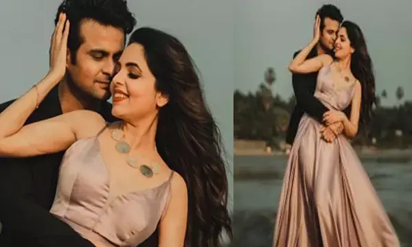‘द कपिल शर्मा शो’ फेम सुगंधा मिश्रा ने संकेत भोसले से की सगाई, शेयर की रोमांटिक तस्वीरें