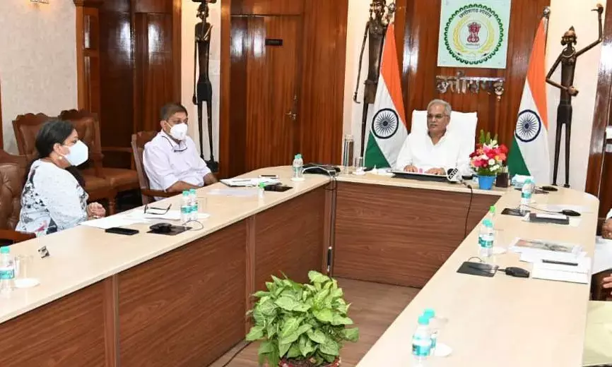 गौठानों को लेकर अहम घोषणा: गौठानों के प्रबंधन के लिए 24.41 करोड़ रूपए की मिलेगी सहायता…CM भूपेश की किसानों से की अपील- एक जुलाई से सभीे गांवों में शुरू करें रोका-छेका