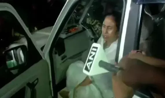 मुख्यमंत्री पर हमला : ममता बनर्जी पर हुआ हमला, मचा हड़कंप…..बीजेपी ने की सीबीआई जांच की मांग