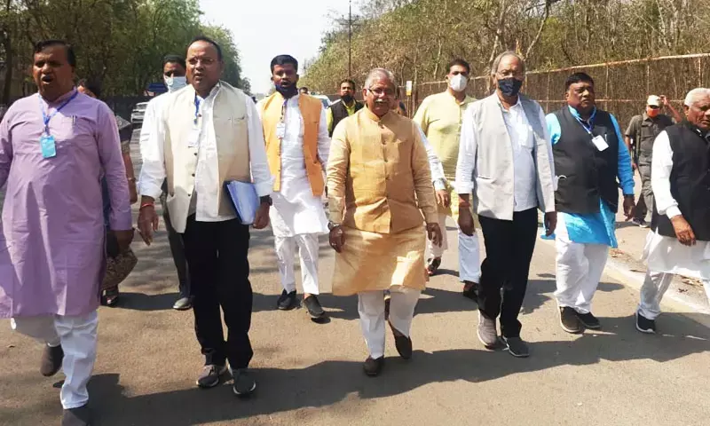 महालेखाकार को भाजपा विधायक दल ने सौंपी शिकायत, राज्य सरकार पर ‘सेस’ की राशि के दुरुपयोग का आरोप