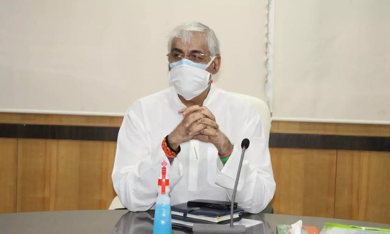 सिंहदेव अचानक दिल्ली रवाना ….. शनिवार शाम ही लौटे थे रायपुर… दो विभागों की समीक्षा के बाद फिर गये दिल्ली….अटकलों-कयासो का दौर फिर से हुआ गरम